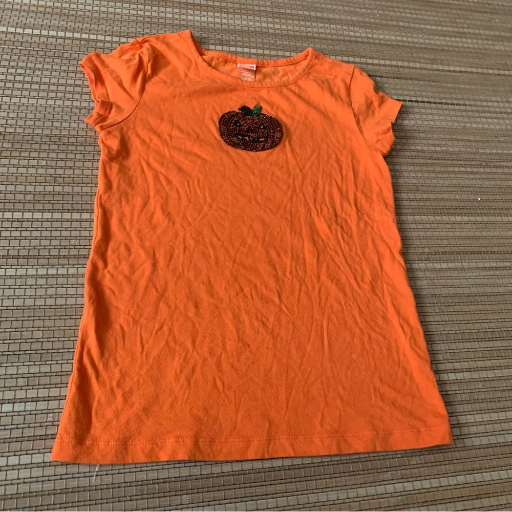 Target Halloween pumpkin T-shirt size large 10/12